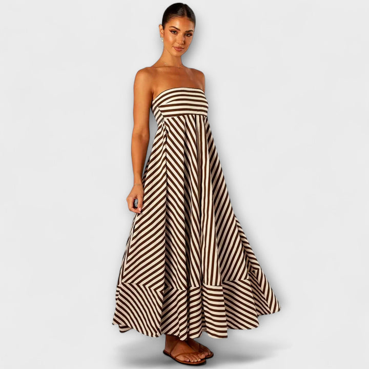 Rüsch Maxi-kimono yöllisellä viehätyksellä