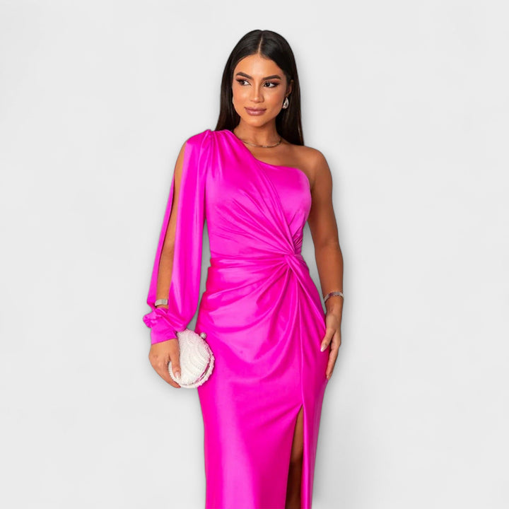 Elisa - Ylellinen mekko hienostuneisuudella