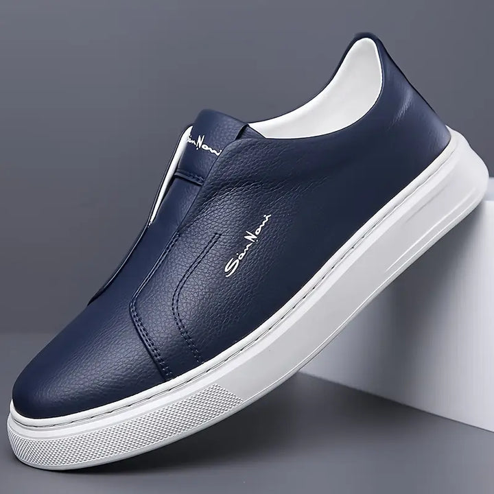 Nahkaiset slip-on kengät