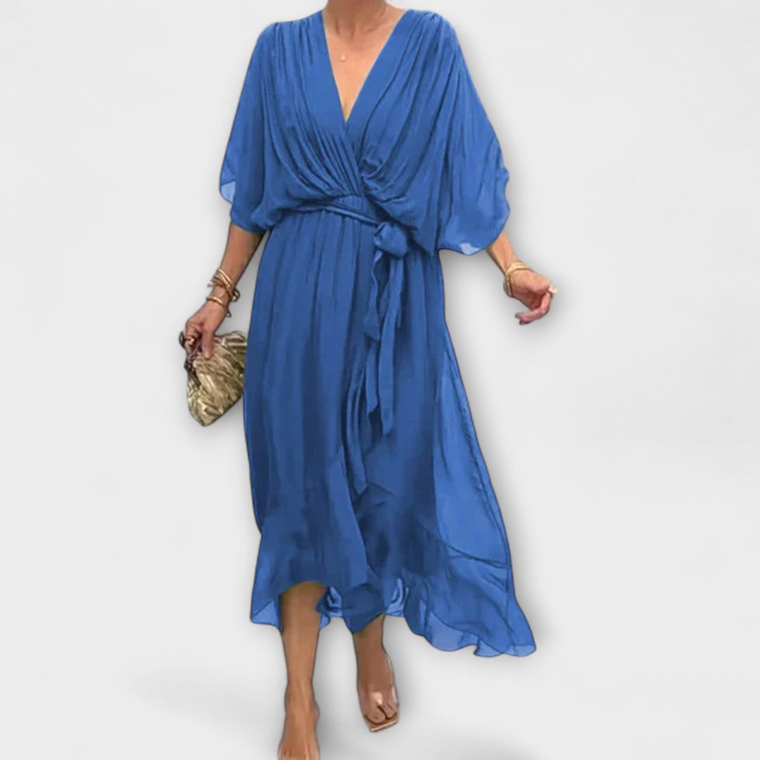 Amoura - V-kaula-chiffon-mekko