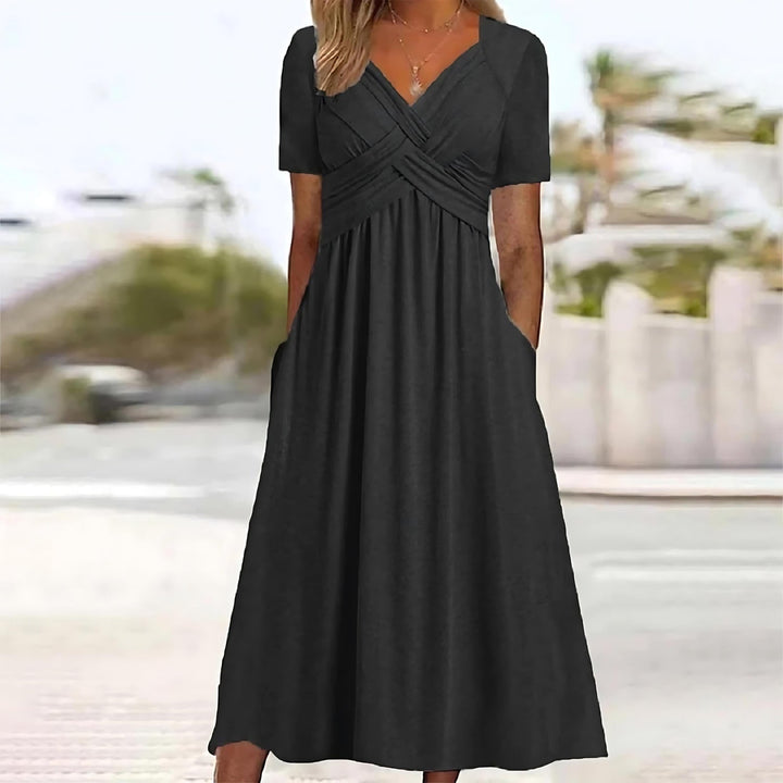 https://cdn.shopify.com/s/files/1/0828/5949/1658/files/NoraNielsenButikP5.jpg?v=1776233637