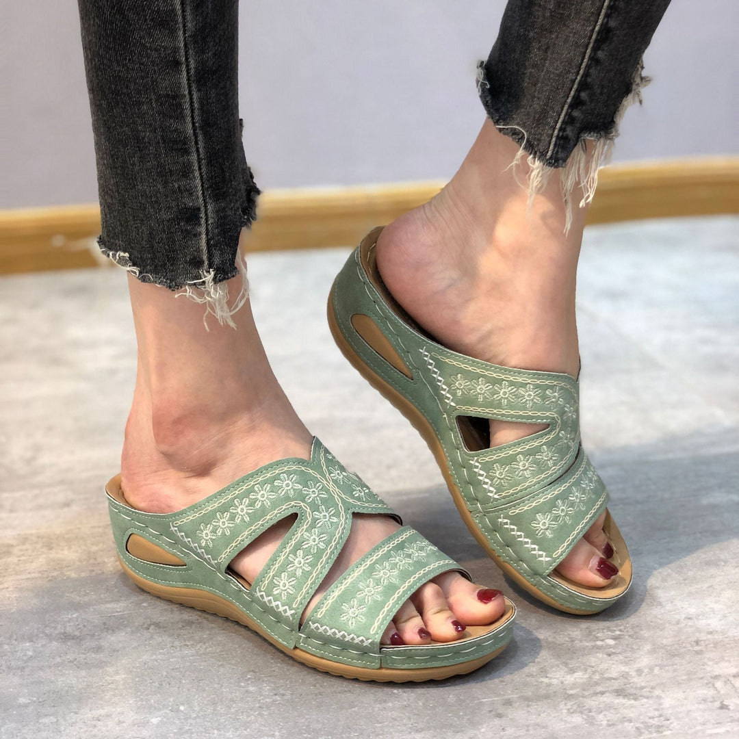 Emma's - Ortopediset Sandalit