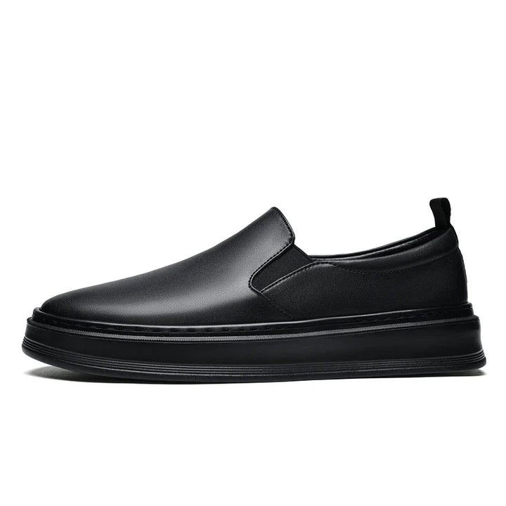 Nahkaiset slip-on kengät