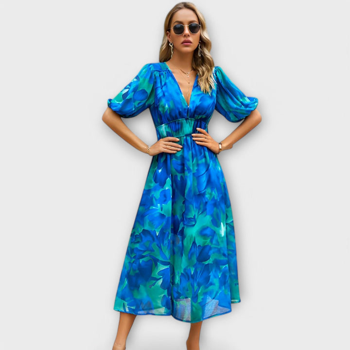 Abstrakti Maxi-mekko pufhihoilla