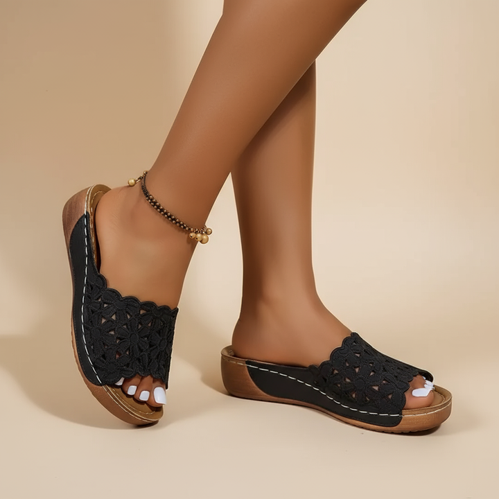 Delilah – Ergonomiset Sandalit