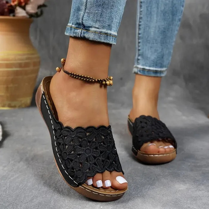 Delilah – Ergonomiset Sandalit
