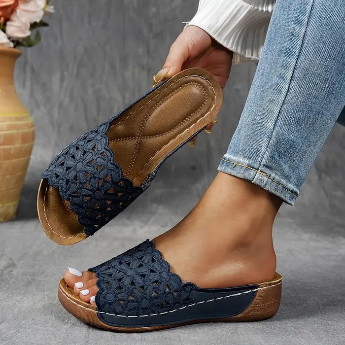 Delilah – Ergonomiset Sandalit