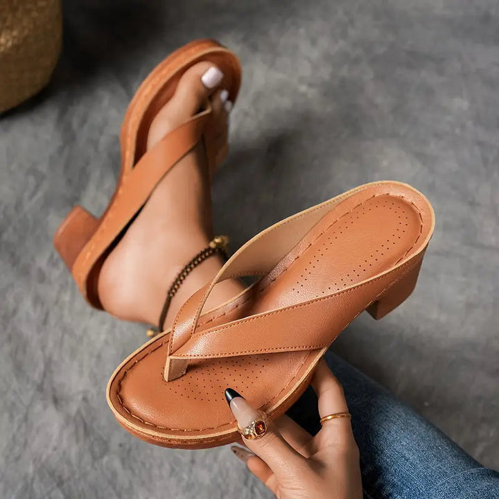 Yasmin - Elegantit Rentouttavat Sandalit